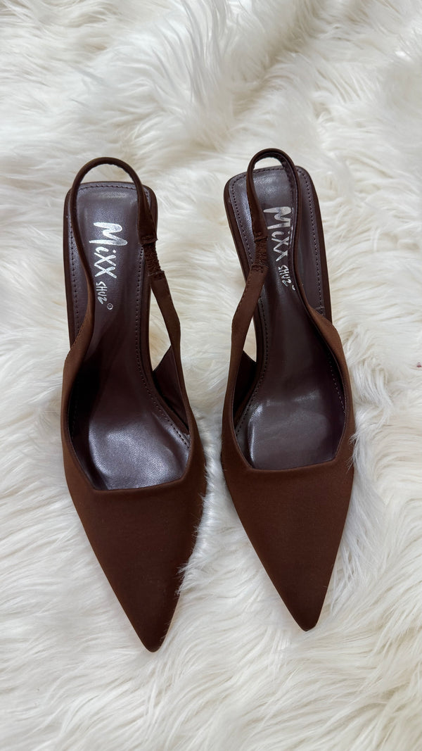 228 ZAPATILLA CAFE PICUDA